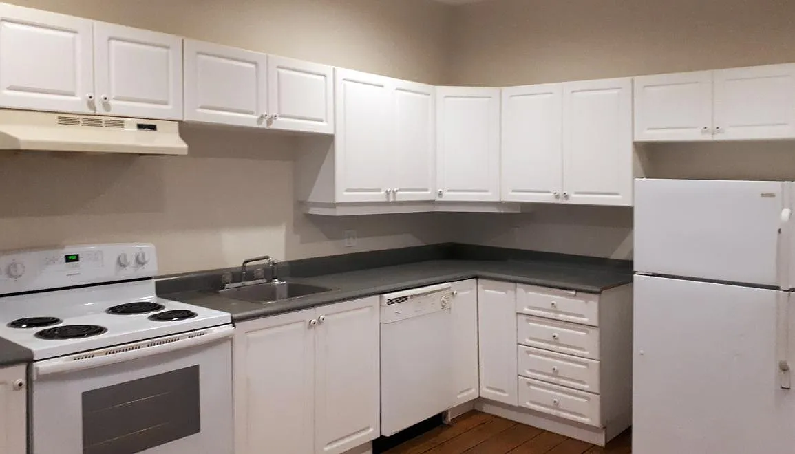 6087 South Street — Photo 3