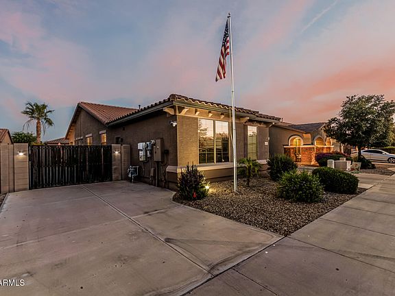 5th image of 16077 W ANASAZI Street