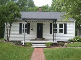218 W Broad St, Spiceland, IN 47385