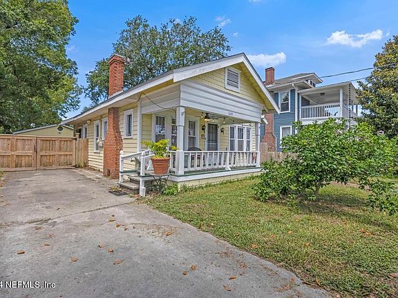 4th image of 1220 FREDERICA Place