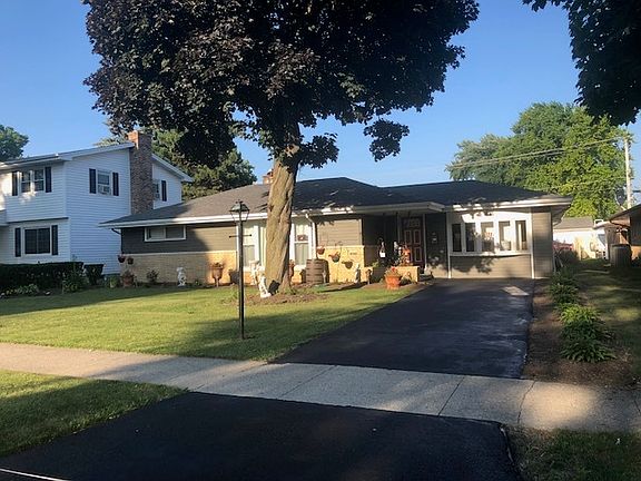 3rd image of 2215 Joanna Ave