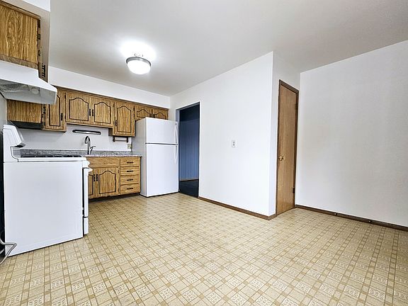 3rd image of 5203 16th St