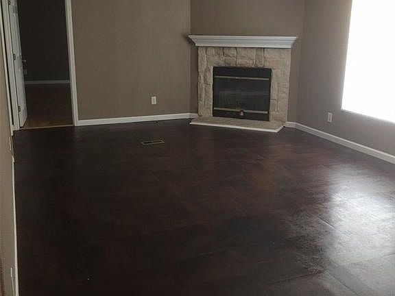 2nd image of 621 Dove Creek Dr