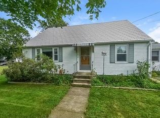 5 Gates Ave, Hudson, MA 01749