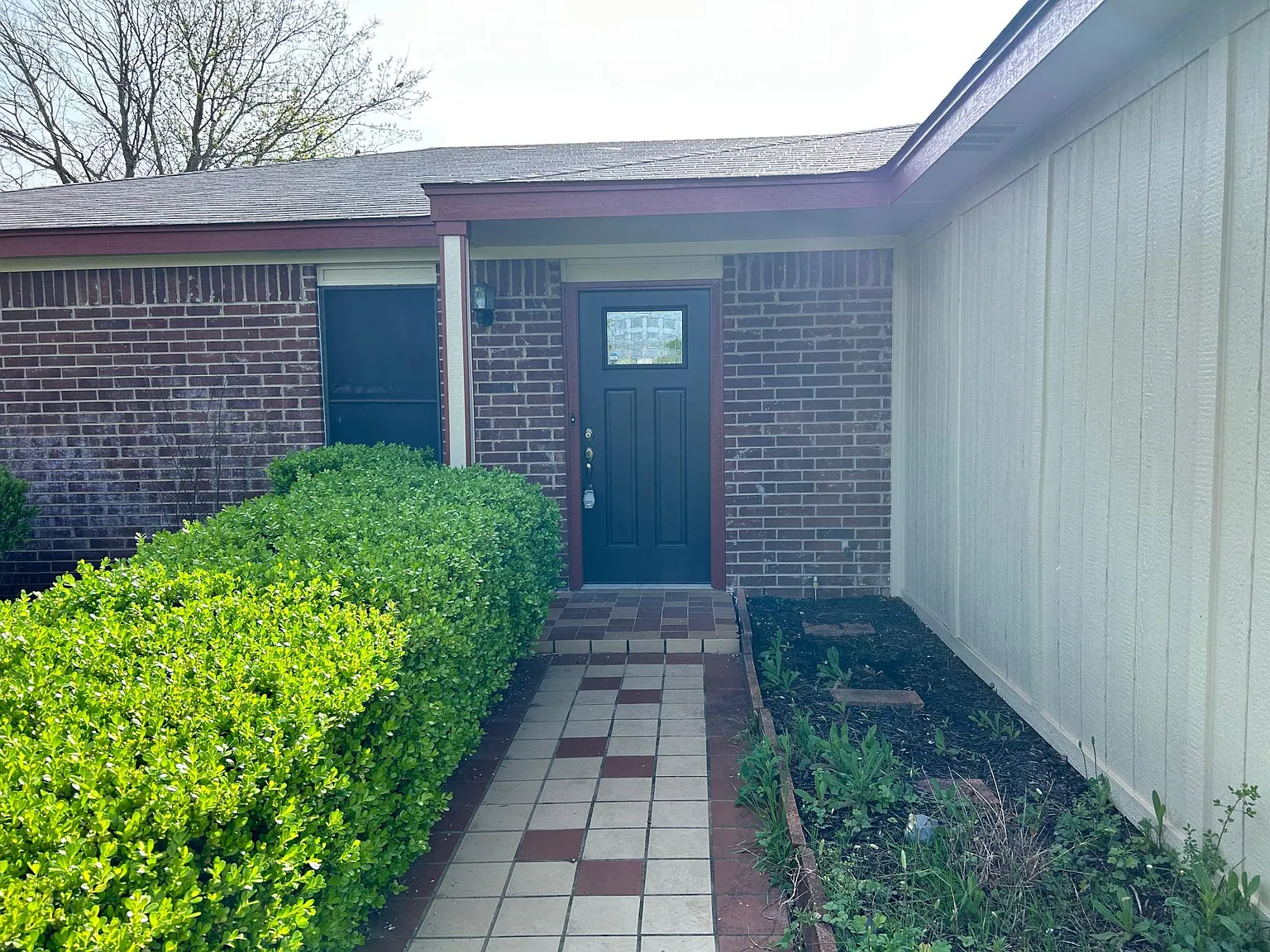 4 bed, 1621 sqft, $1,550 — Photo 3