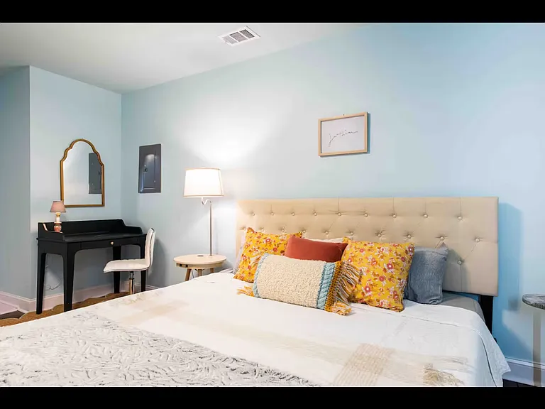 1496 S Shelby St #1 — Photo 7