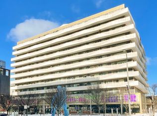 60 Tannery Rd #405, Toronto, ON M5A 0S8