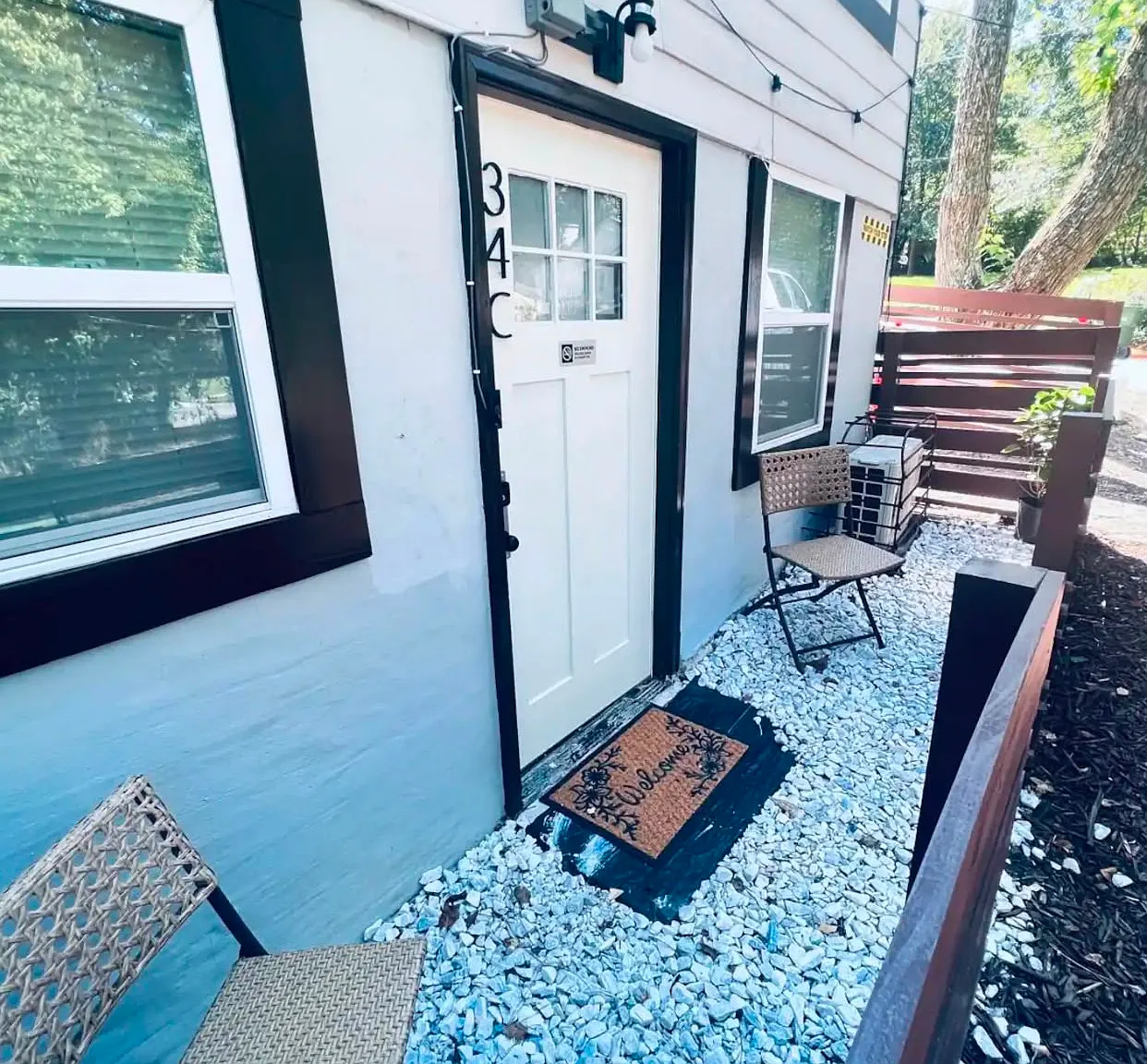 2 bed, 900 sqft, $2,000 — Photo 2
