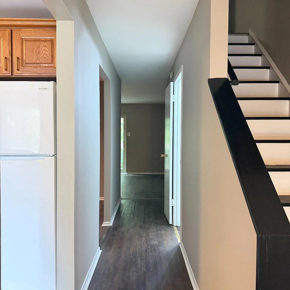 4 bed, 2.5 bath, 2047 sqft, $3,200 — Photo 4