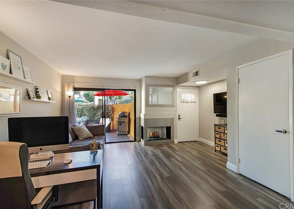 1st image of 25712 Le Parc Unit 93