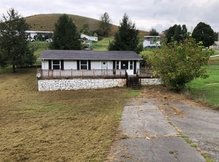 979 Poor Farm Rd, Lebanon, VA 24266