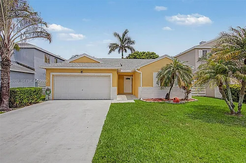 13765 SW 145th St Photo 1
