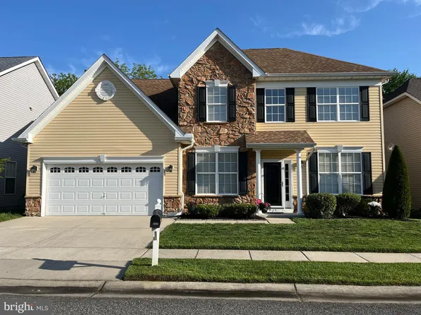 727 Weatherby Dr, Deptford, NJ 08096
