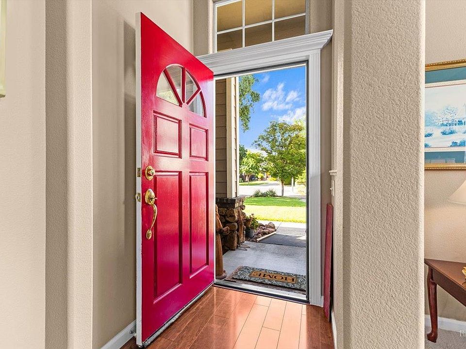 1st image of 214 Viking Court