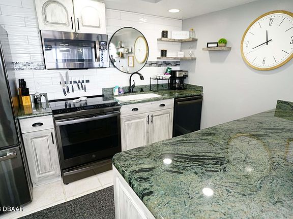 4th image of 2828 N Atlantic Ave APT 1904