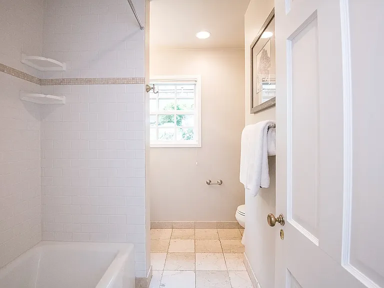 7205 SW Benz Park Dr — Photo 14