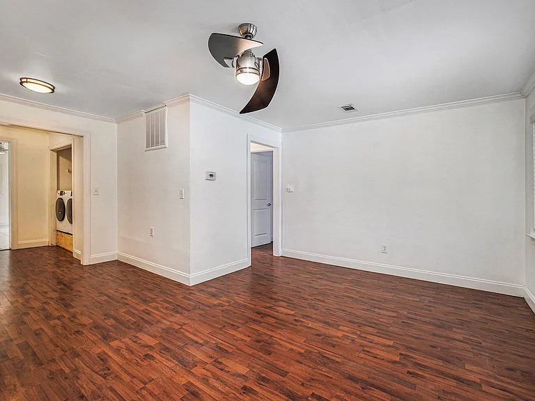 18 Joyce Ave #A — Photo 6