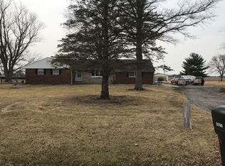 2788 Vigal Rd, Springfield, IL 62712