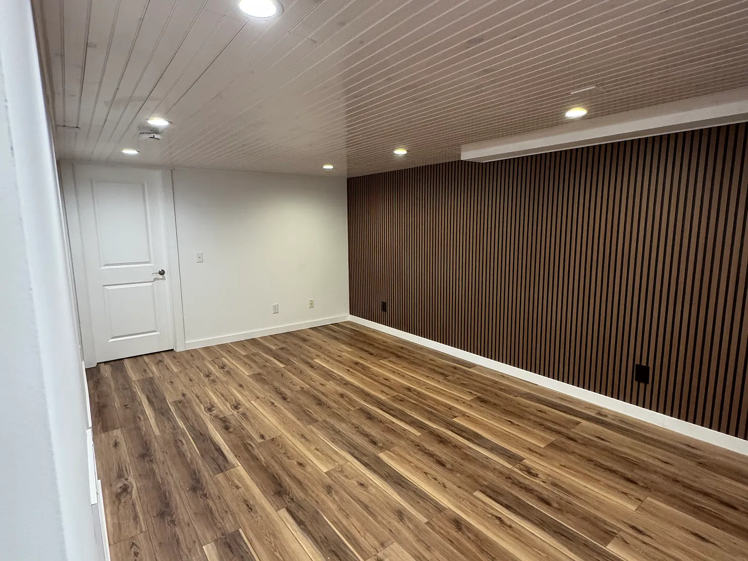 1 bed, 850 sqft, $1,800 — Photo 3