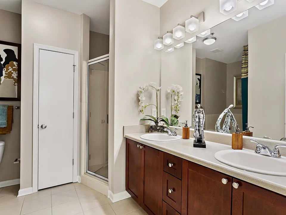 Garden tubs or showers with double-vanity sinks*
