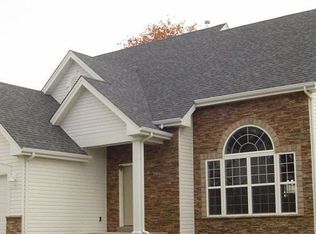 12039 Maryland Manor Dr, Maryland Heights, MO 63043