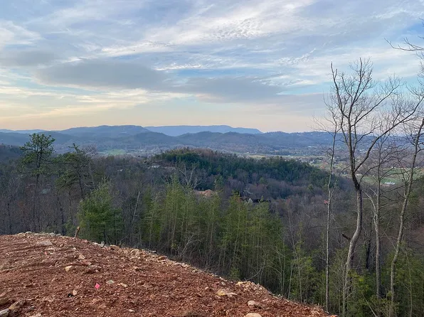 Edge Park Dr, Sevierville, TN 37862
