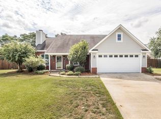 211 Park Ln, Warner Robins, GA 31093
