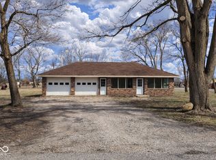 610 S Arrasmith Ave, Cayuga, IN 47928