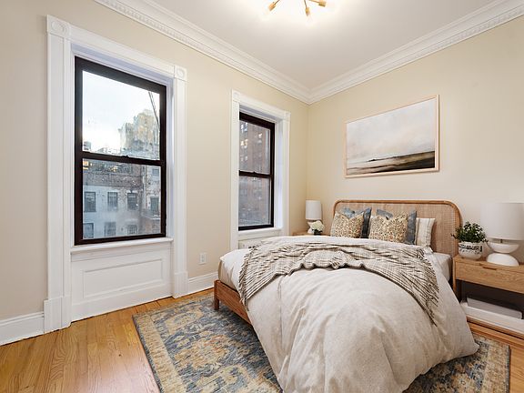 3rd image of 316 W 104th St APT 4b