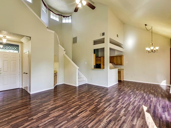 5th image of 14801 Great Willow Dr