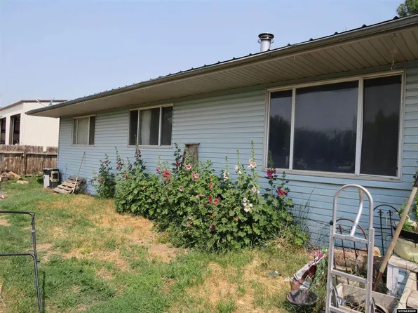 203 E Clark St, Lyman, WY 82937