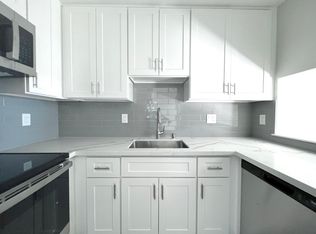 920 Fletcher Ln APT 201, Hayward, CA 94544