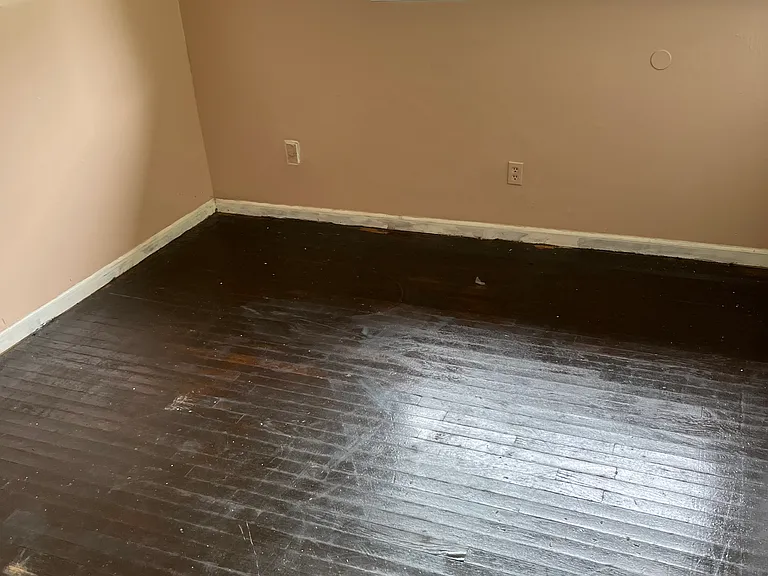 820 McPherson Dr — Photo 9