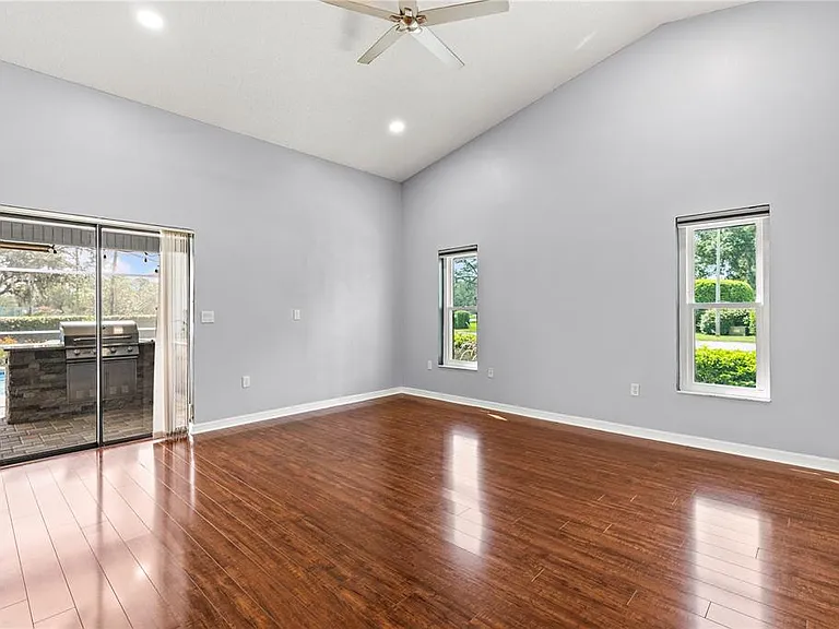 9447 Ashley Dr — Photo 30