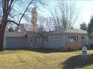 422 3rd St, Washburn, IA 50702