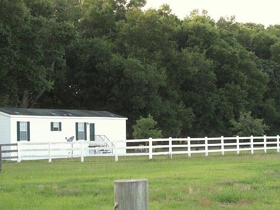 2nd image of 15350 N Us Highway 301