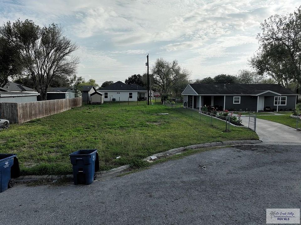 2nd image of 18508 Marie Pl