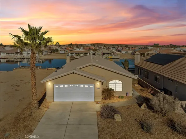 27300 Peninsula Ln, Helendale, CA 92342