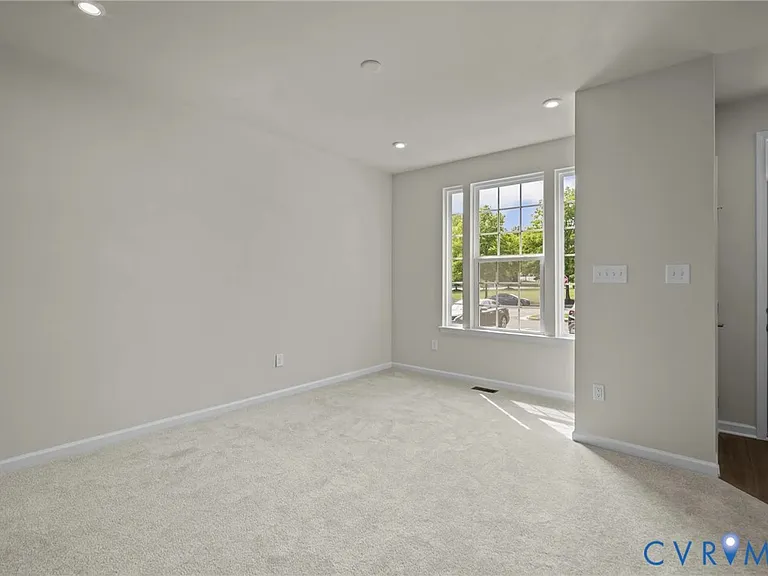 3113 Perdue Springs Dr — Photo 5