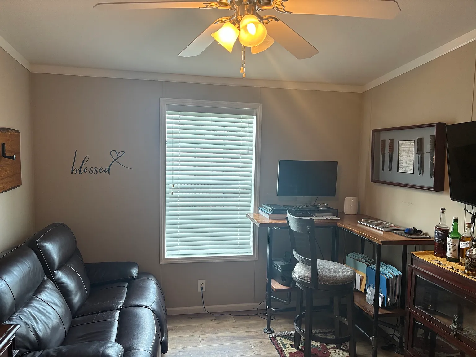 3 bed, 1290 sqft, $2,850 — Photo 2