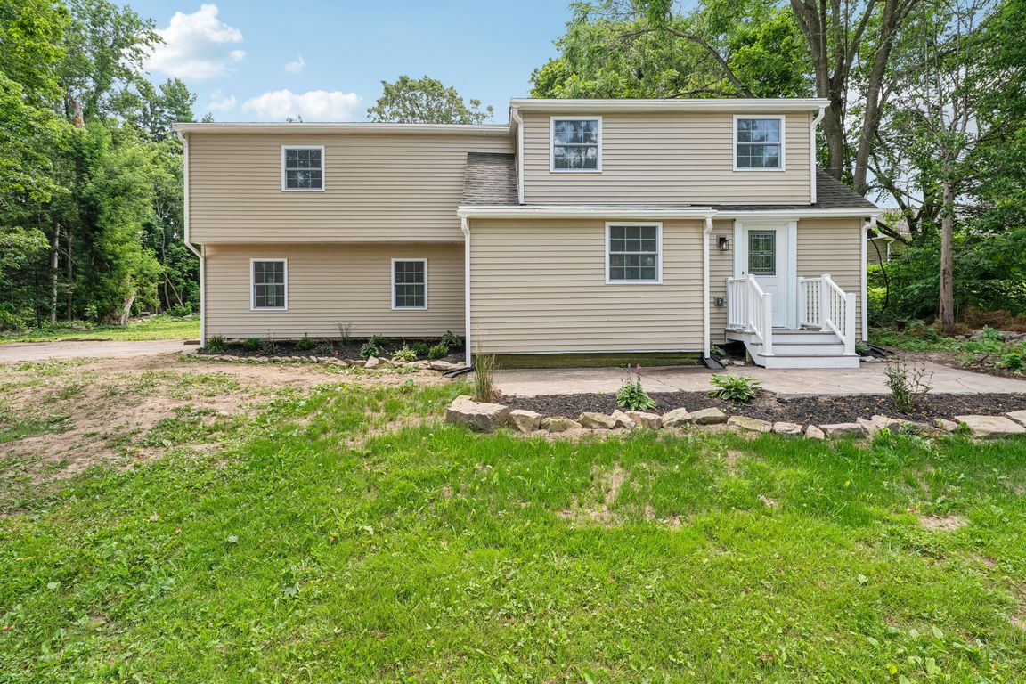 Batavia Oakfield Townline Rd-S1107-001.jpg