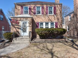 5924 Crain St, Morton Grove, IL 60053