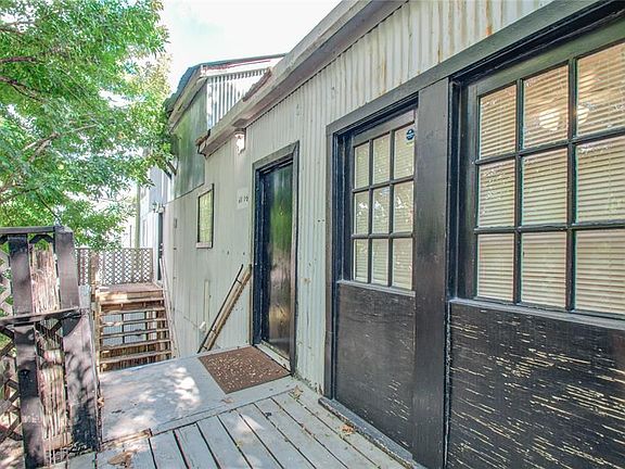 3rd image of 5313 Palmetto St #1/2