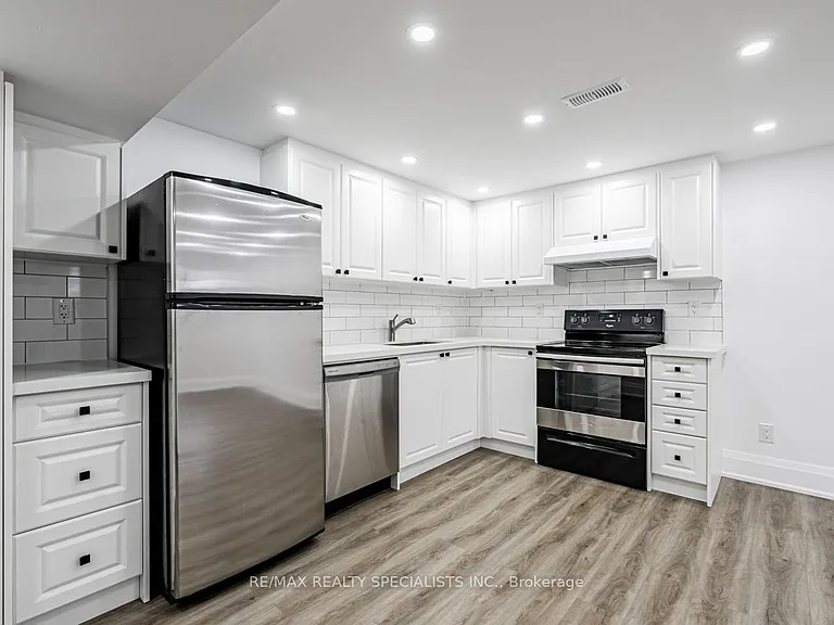 12 Deeth Dr #BASEMENT — Photo 12