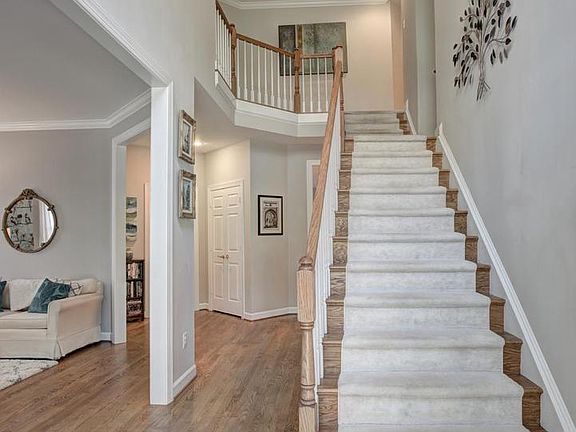 5th image of 8284 Private Ln