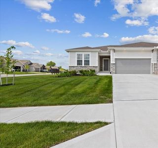 4906 N 145th St, Basehor, KS, 66007