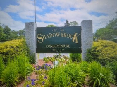 10 Shadowbrook Ln APT 68, Milford, MA, 01757