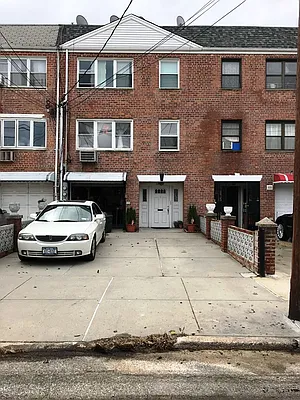 Rented by Prime Realty | media 8