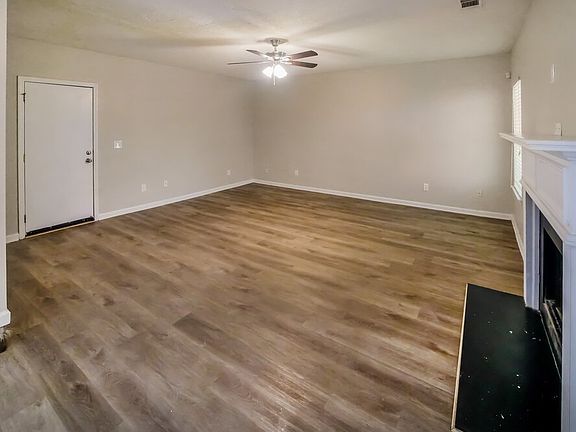 5th image of 4554 Glider Cir