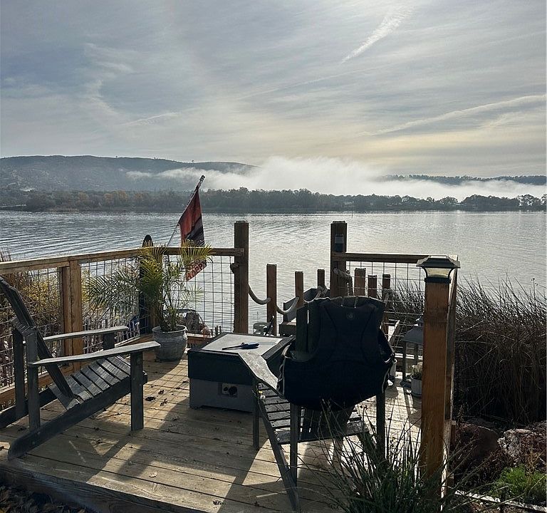 1st image of 13050 Island Dr #25